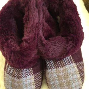 HOUSE SLIP ON BOOTS, FUR, PLAID, BURGUNDY/TAN, 8